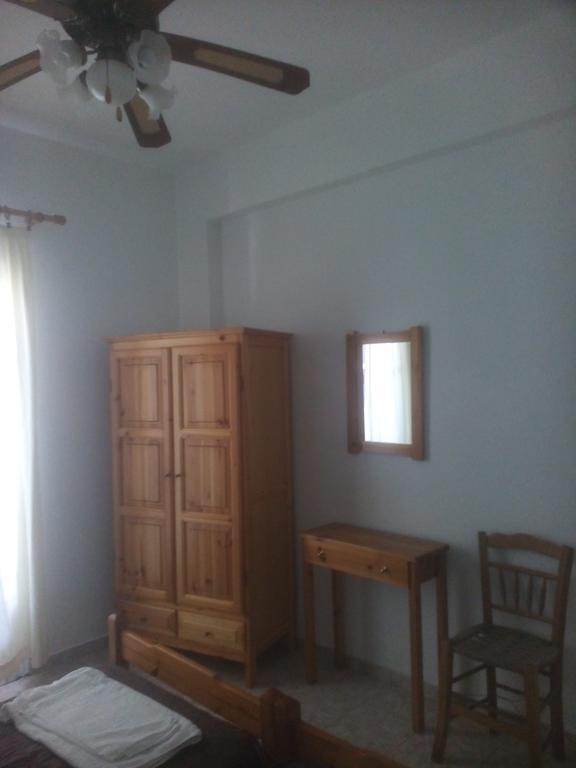 Karagiozos Studios & Apartments スコペロス エクステリア 写真